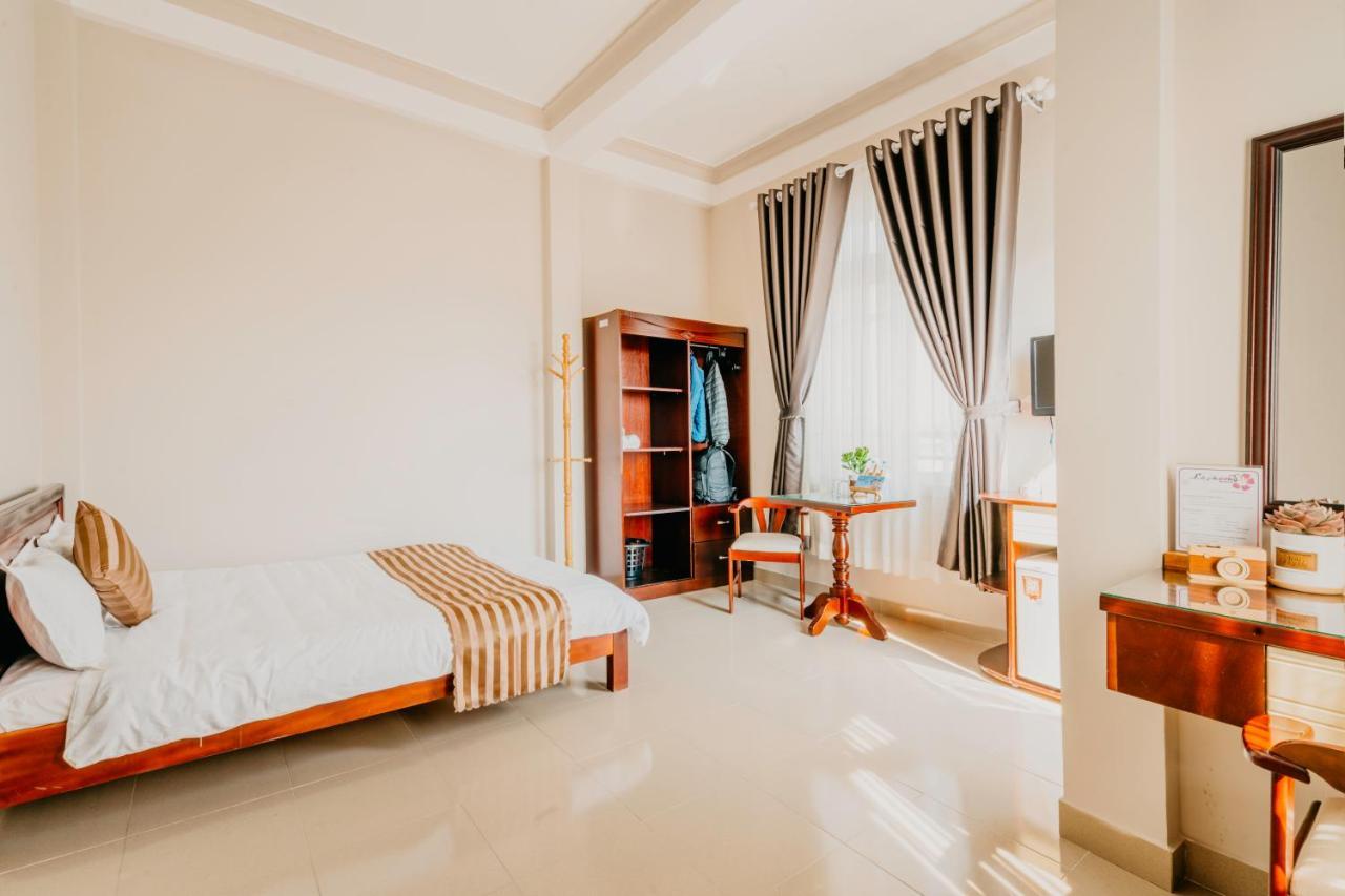Отель Le Phuong Dalat Экстерьер фото