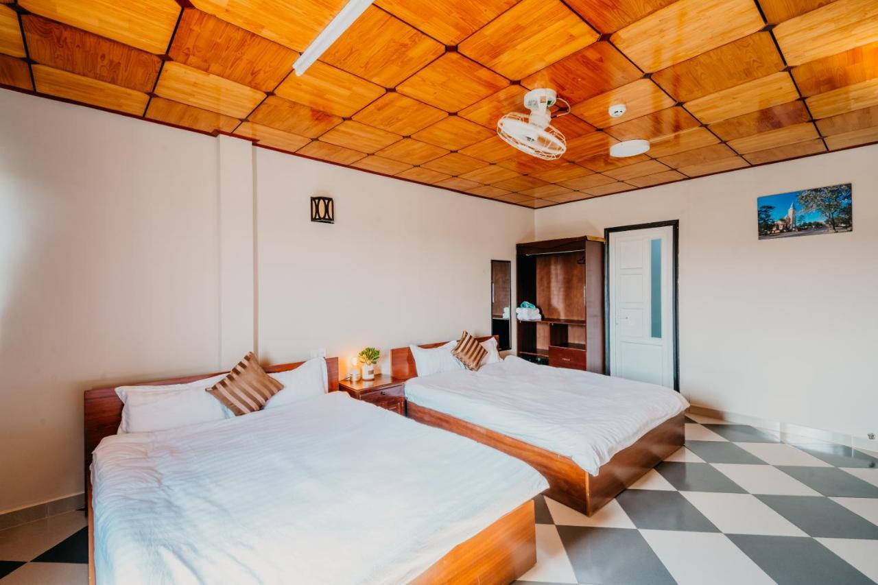 Отель Le Phuong Dalat Экстерьер фото