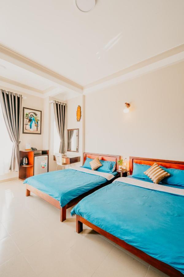 Отель Le Phuong Dalat Экстерьер фото